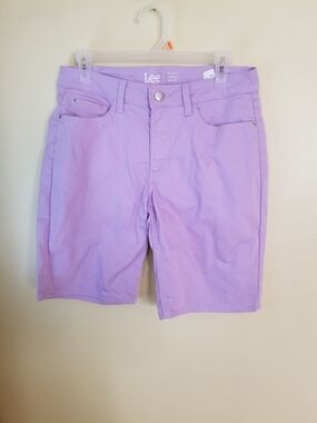 Lee Lavender Knee-Length Bermuda Shorts